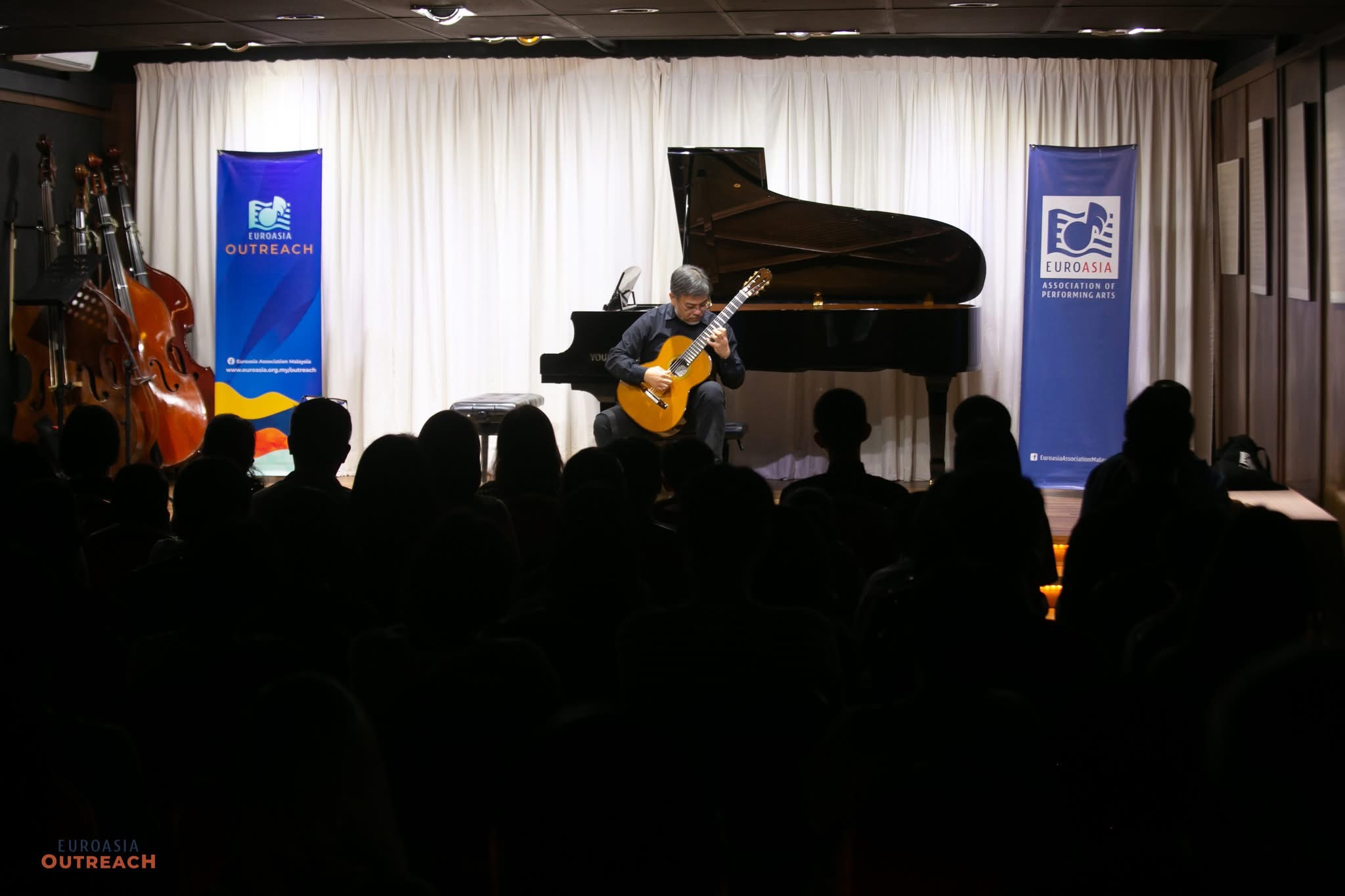 guitar concert